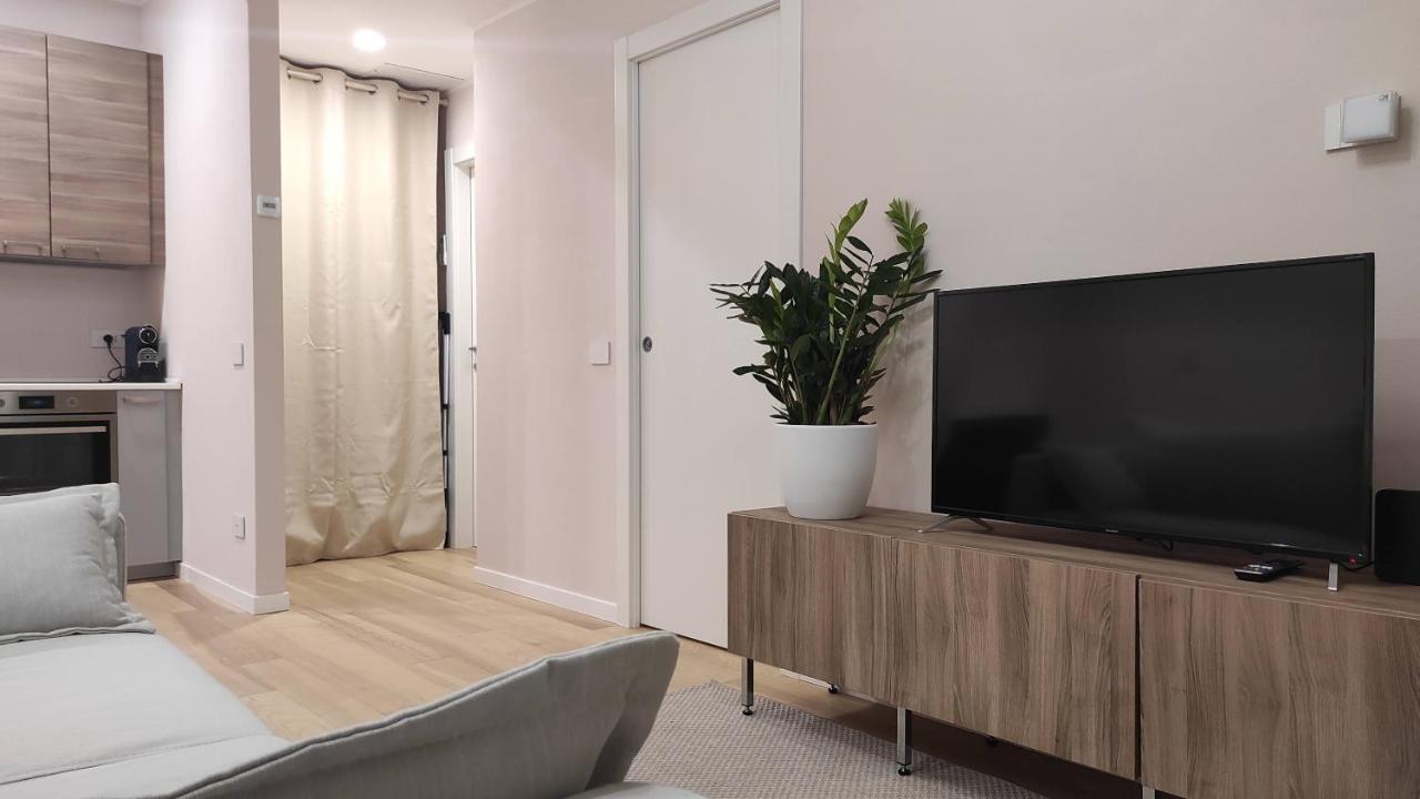 Casa Vacanze โกโม ภายนอก รูปภาพ